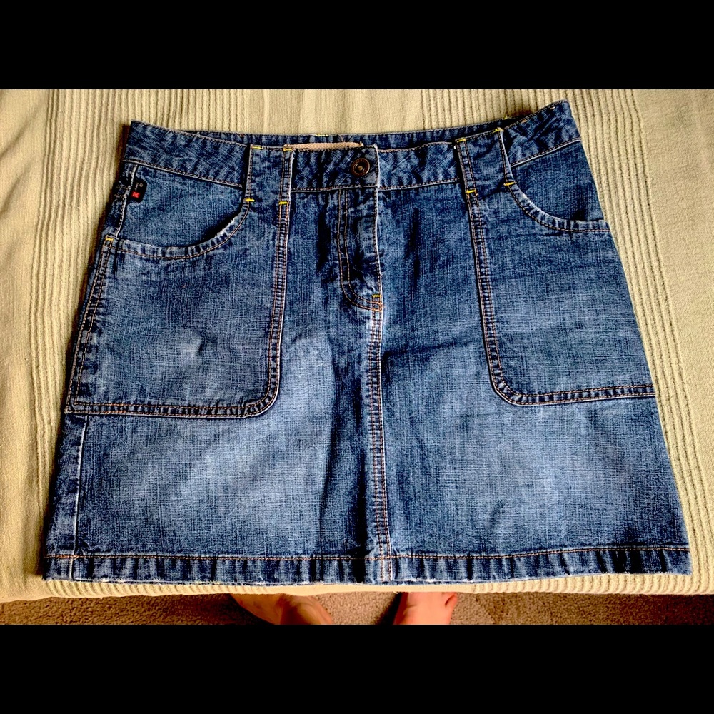 RESERVED™️ jeans mini skirt.